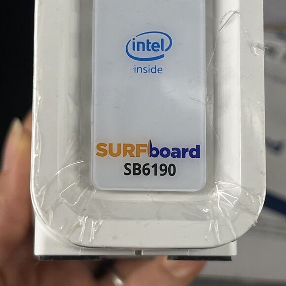 ARRIS SURFboard SB6190 Cable Modem 32 x 8 Gigabit DOCSIS 3.0 White with box - Picture 4 of 16